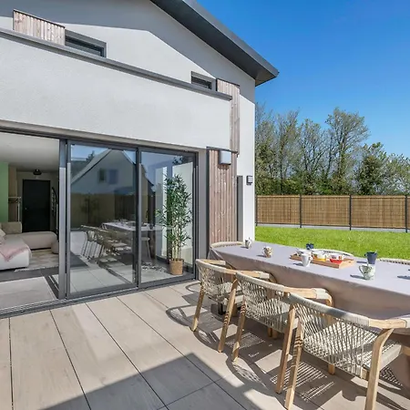 850m De La - Maison 8 Adultes Et 4 Enfants Semesterbostad *