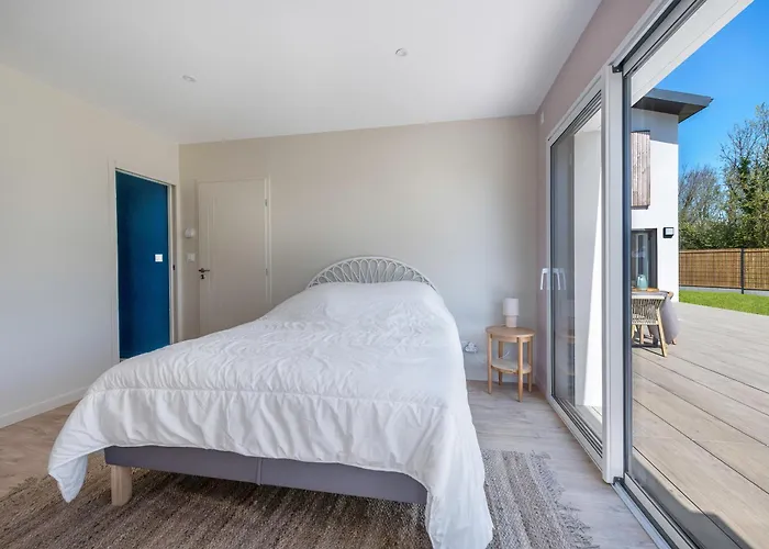 850m De La - Maison 8 Adultes Et 4 Enfants *