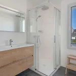 850m De La - Maison 8 Adultes Et 4 Enfants