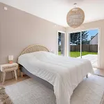 850m De La - Maison 8 Adultes Et 4 Enfants 펜션