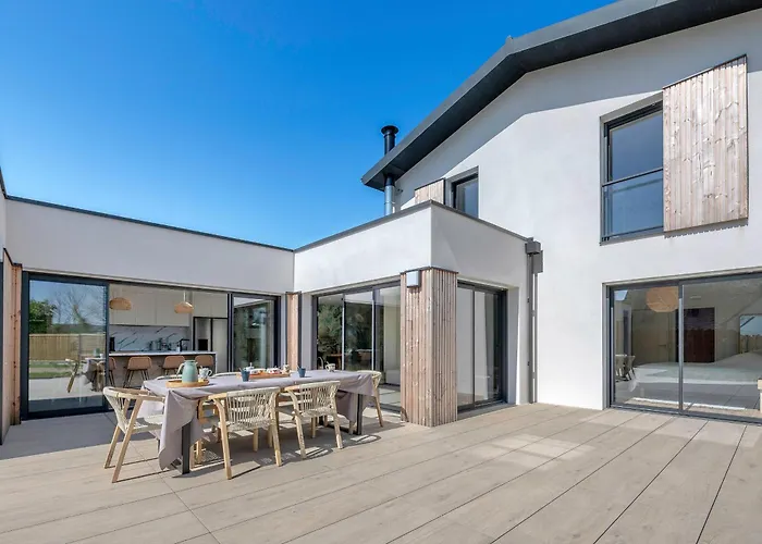 850m De La - Maison 8 Adultes Et 4 Enfants Дом отдыха *