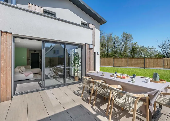 850m De La - Maison 8 Adultes Et 4 Enfants Дом отдыха *